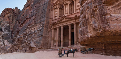 Deser Temple